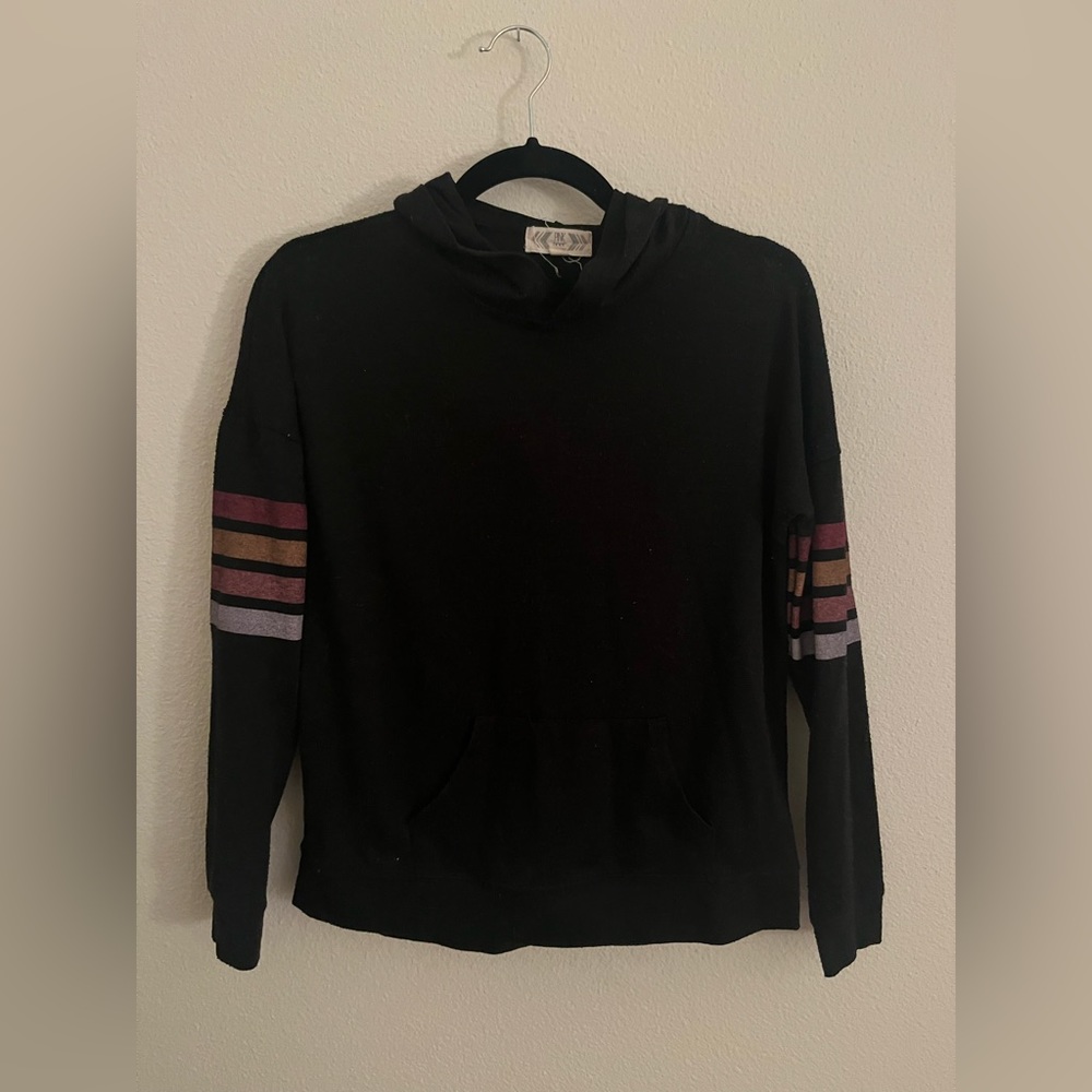Cute red line light hoodie!